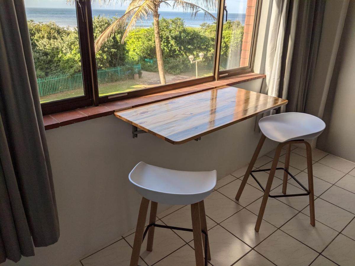 Capri24 - Modern Apartment Overlooking The Sea Amanzimtoti Exteriör bild